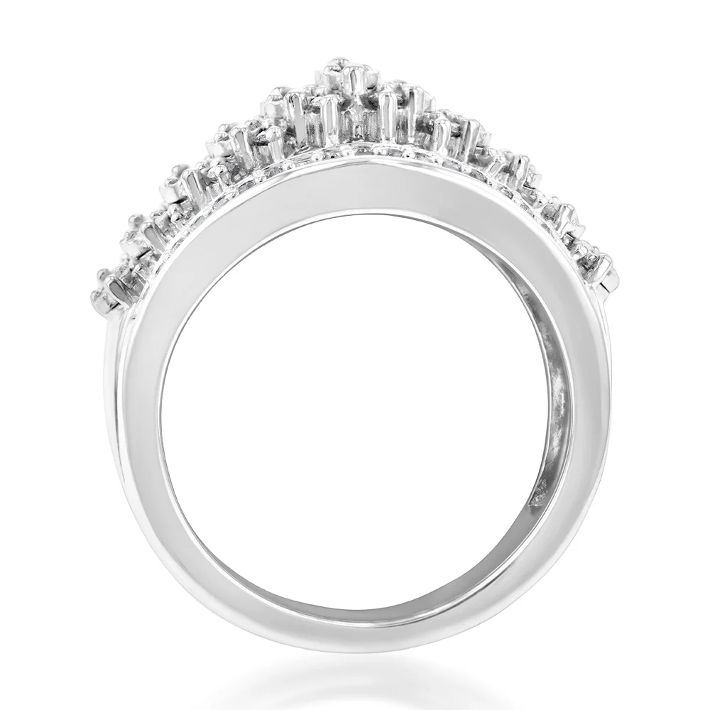 Silver 1/2 Carat Diamond Ring - Image 2