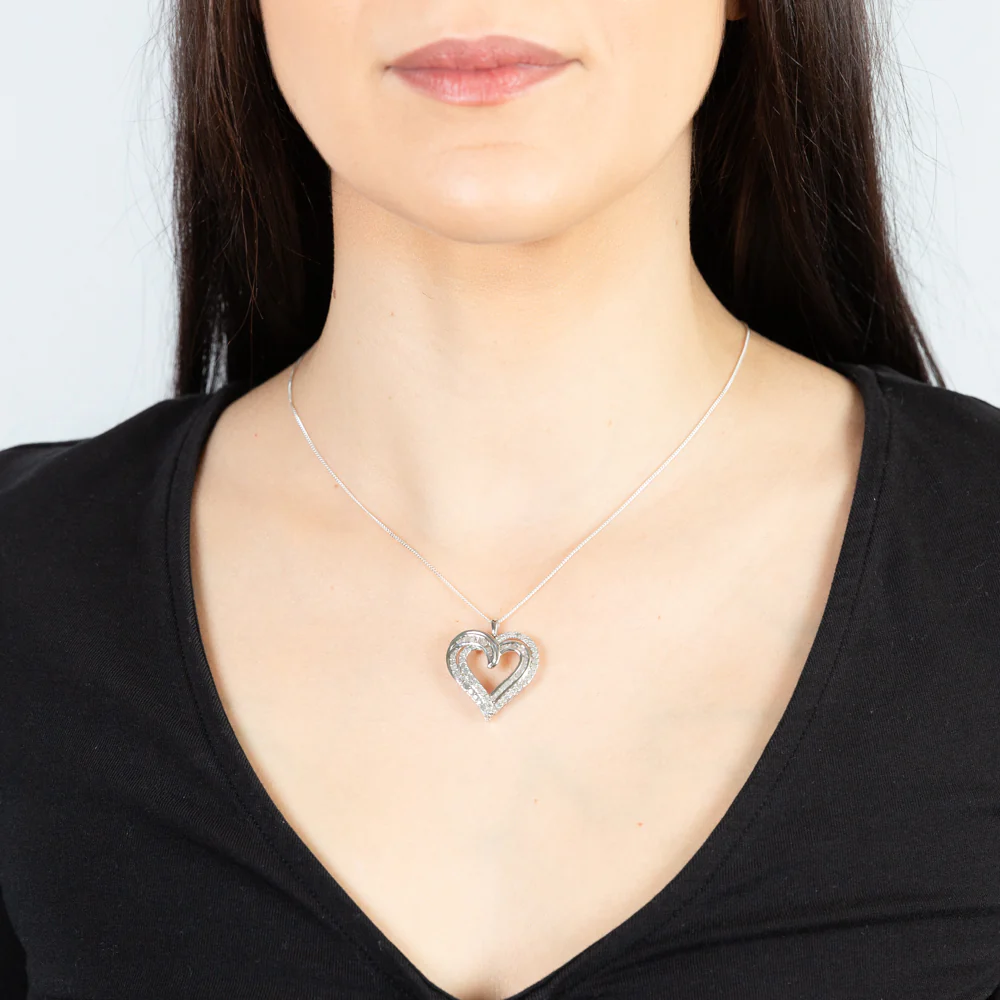 Silver 1 Carat Diamond Heart Shape Pendant on 45cm Chian - Image 2