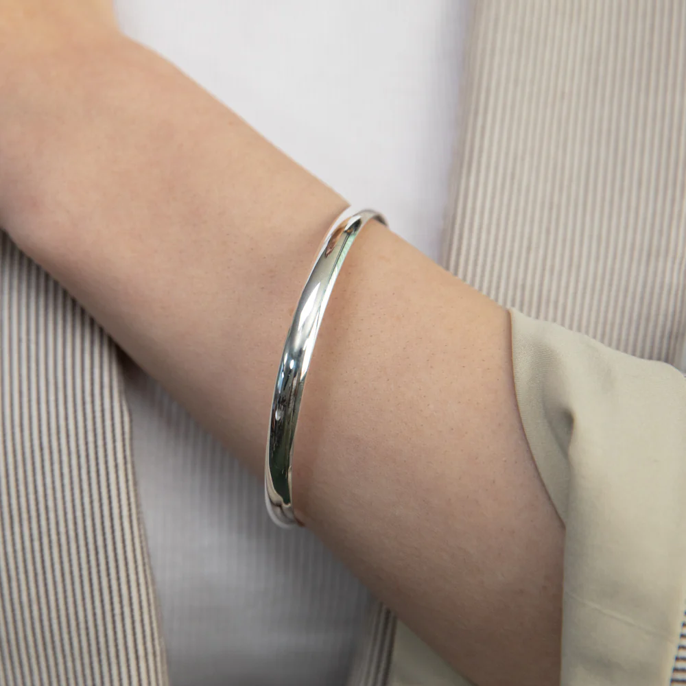 Solid Sterling Silver Plain 6mm Golf 65mm Bangle - Image 2