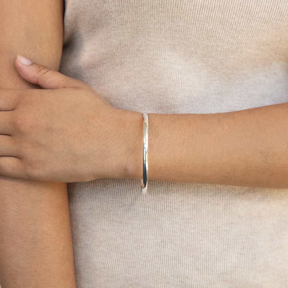 Solid Sterling Silver Plain Golf 65mm Bangle - Image 3