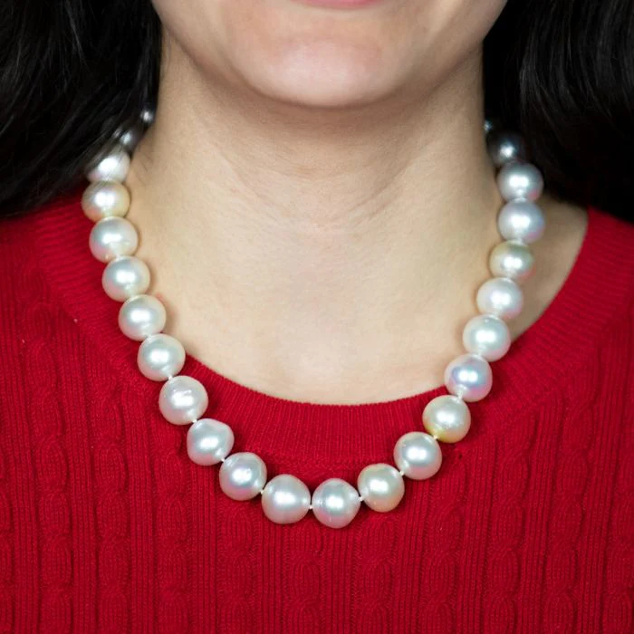 South Sea 14-16mm Pearl Strand with 14ct White Gold 0.18ct Diamond Set Clasp - Image 5