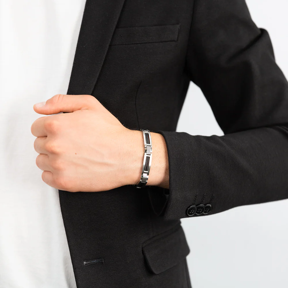 Stainless Steel Entwined Black Wire 21cm Bracelet - Image 2