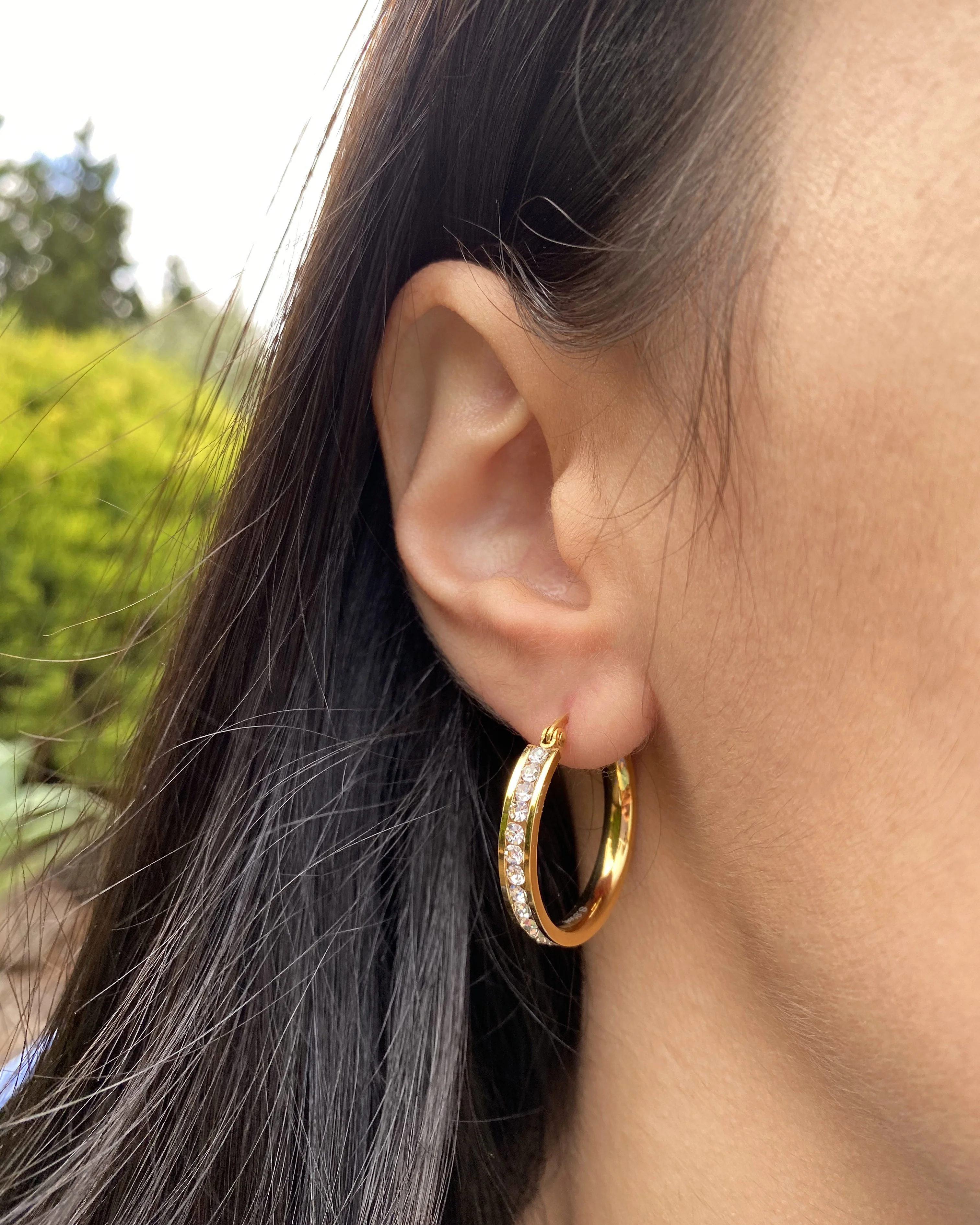 Stainless Steel Gold Plated 25mm Full Circle Crystal Hoop Earrings - Image 2