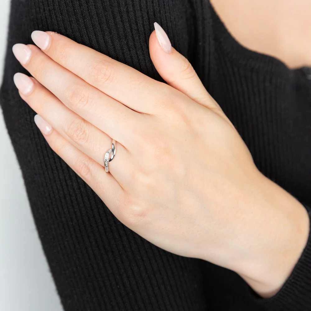 Sterling Silver 0.01 Carat Diamond Ring with 2 Brilliant Cut Diamonds - Image 4