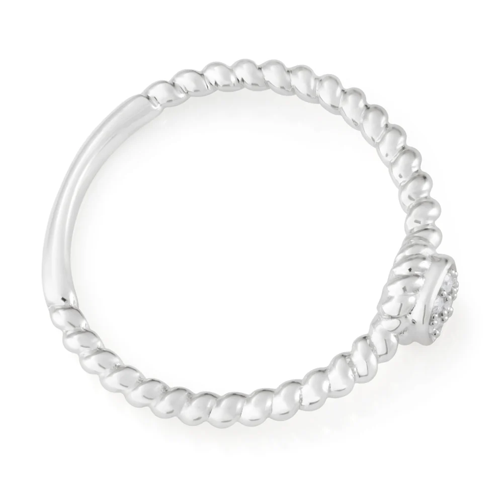 Sterling Silver 0.03 Carat Diamond Ring with 7 Brilliant Cut Diamonds - Image 2