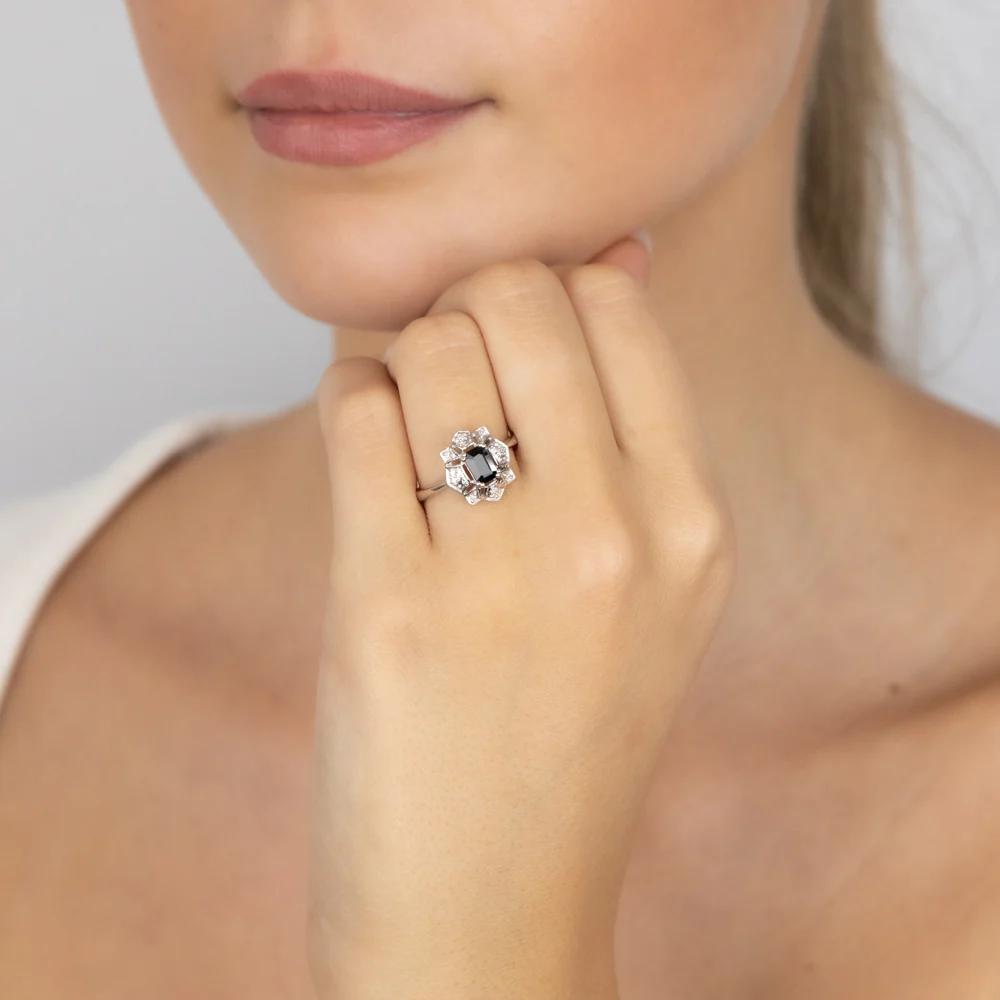 Sterling Silver 0.75 Carat Natural Sapphire & Diamonds Ring - Image 3