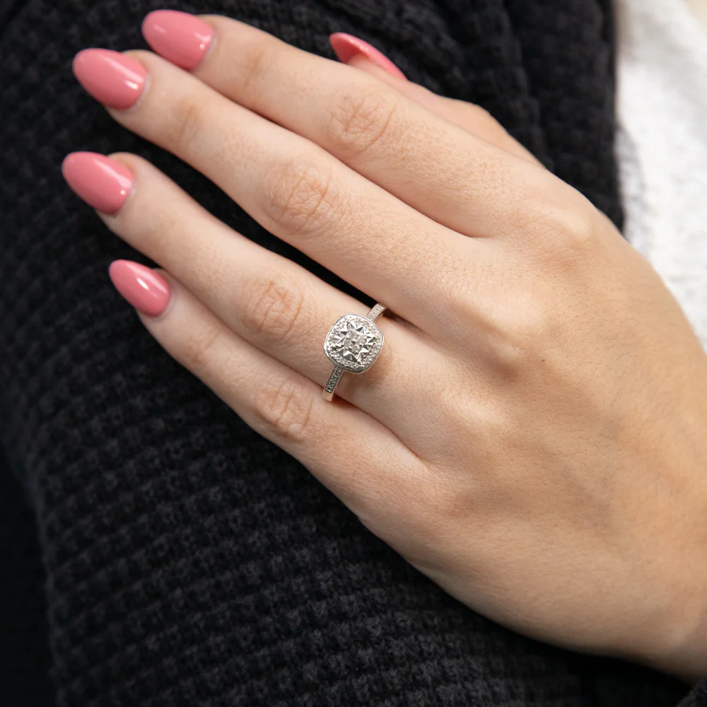 Sterling Silver 1/10 Carat Diamond Ring - Image 3
