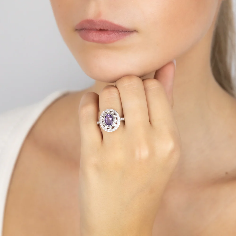 Sterling Silver 1.5 Carat Amethyst & 40Cubic Zirconia Ring - Image 3