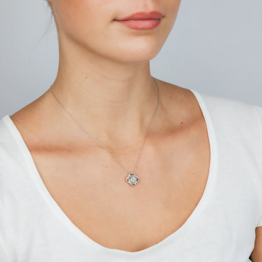 Sterling Silver 1/5 Carat Diamond Pendant on 45cm Chain - Image 2