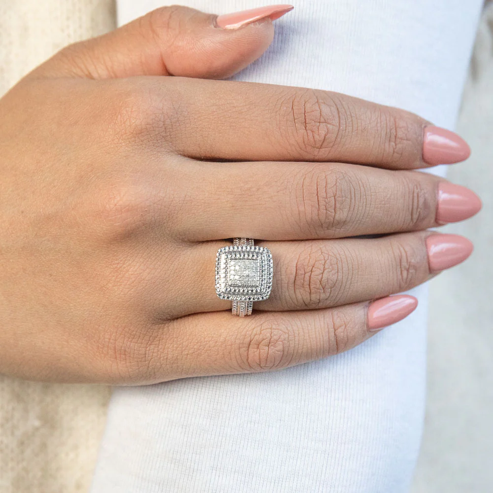 Sterling Silver 15 Points Diamond Ring - Image 2