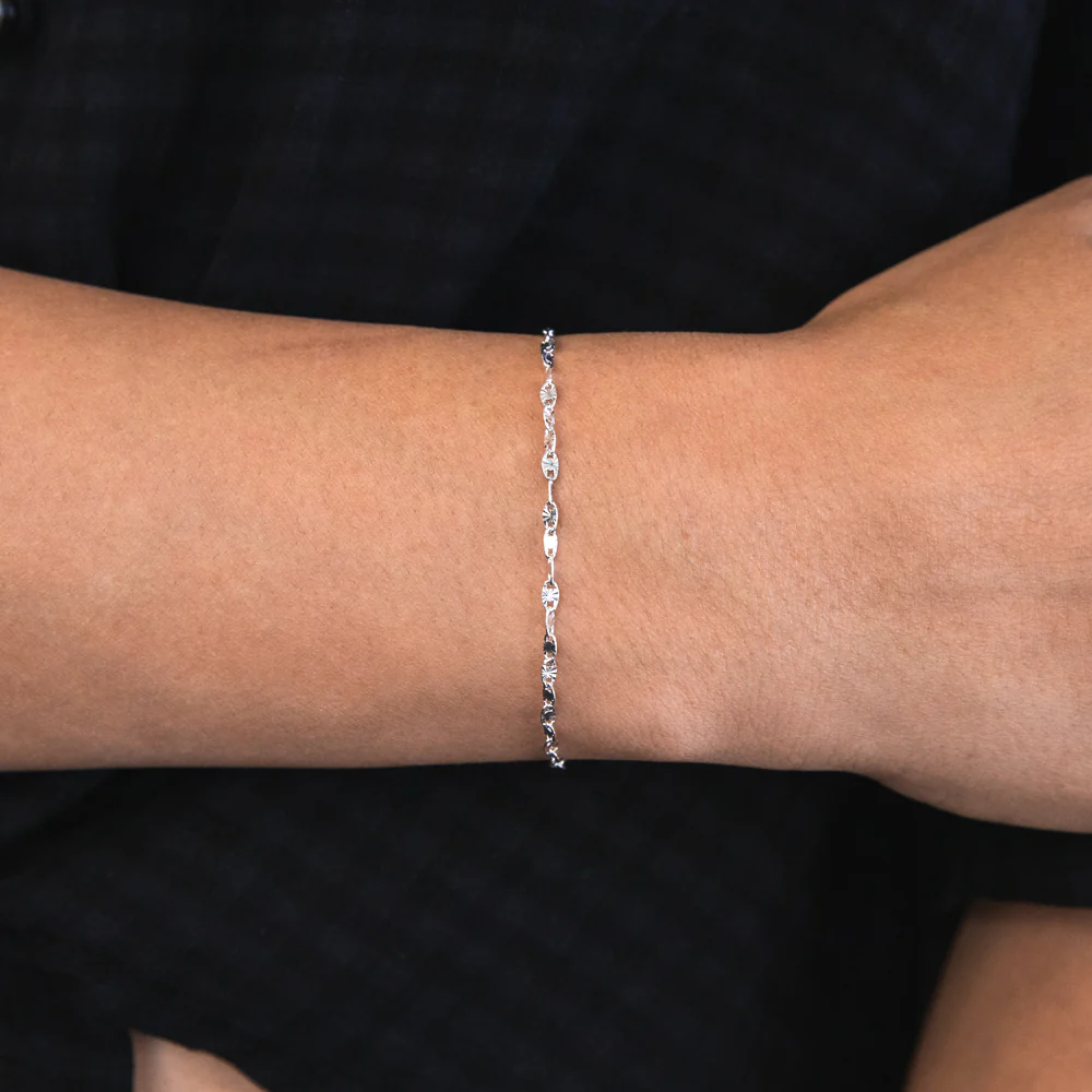 Sterling Silver 19cm Fancy Dicut Twist Bracelet - Image 4