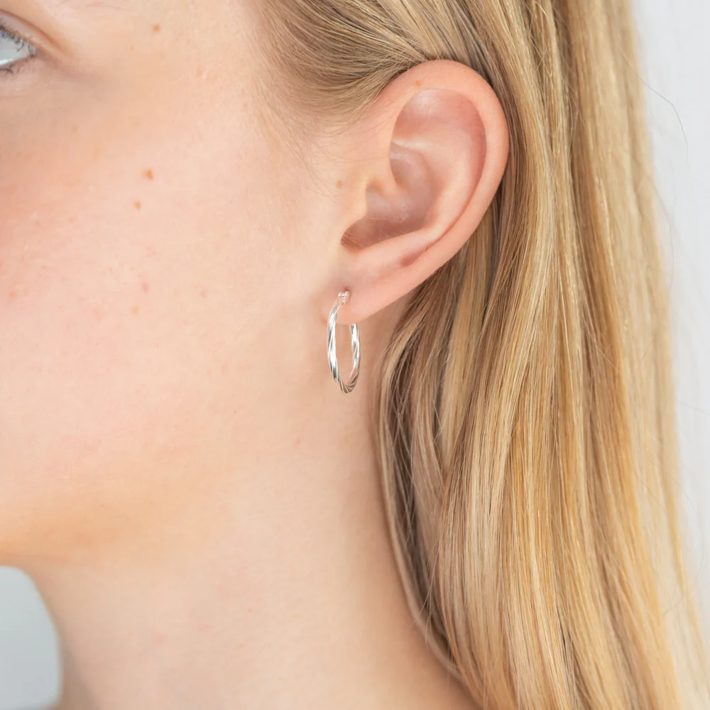 Sterling Silver 20mm Twist Hoop Earrings - Image 2