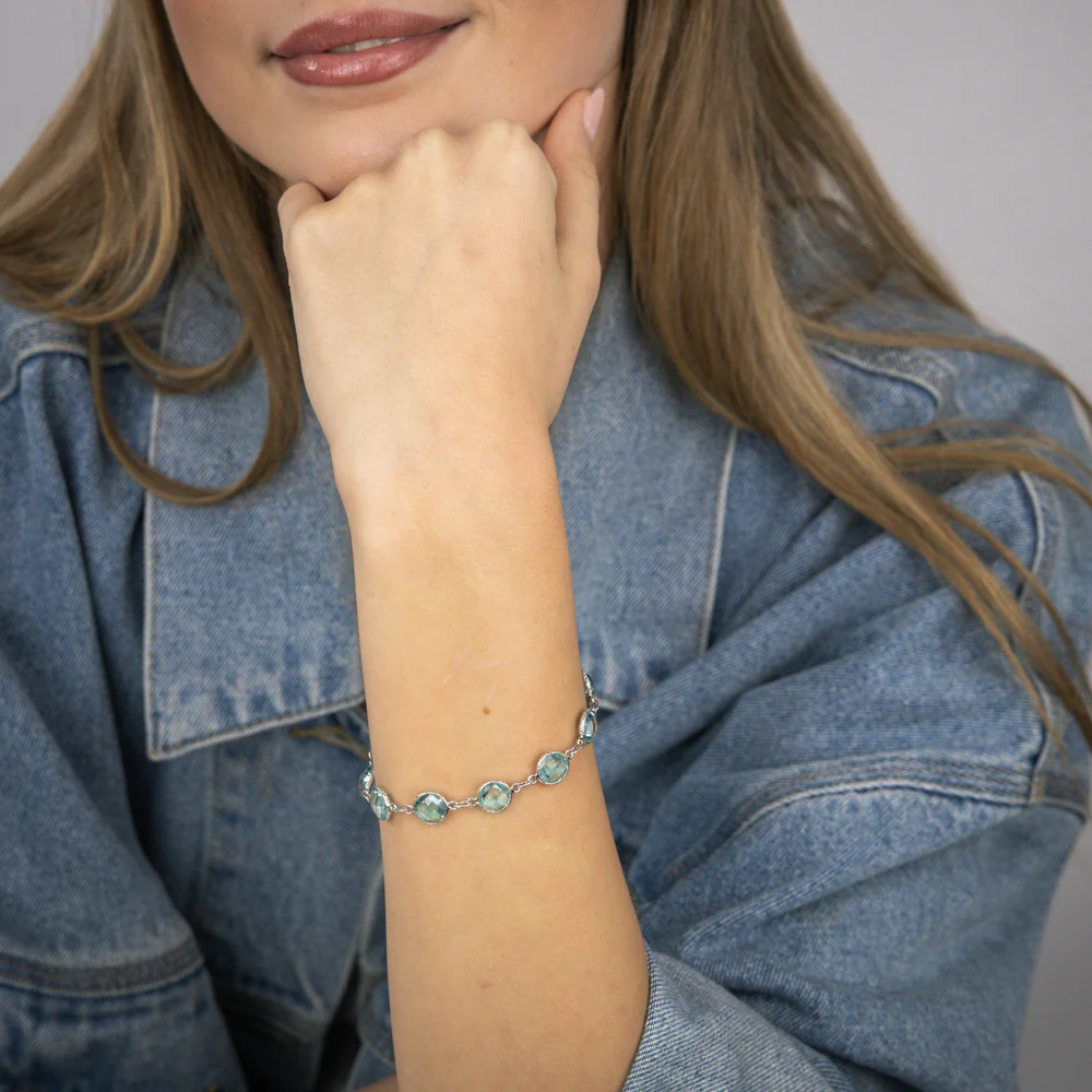 Sterling Silver 25Carat Blue Topaz Bracelet - Image 3