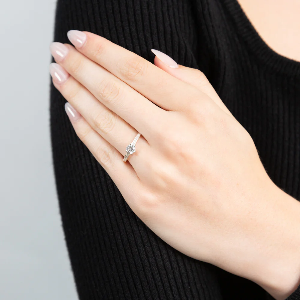 Sterling Silver 6 Claw Zirconia and Channel Set Ring - Image 2