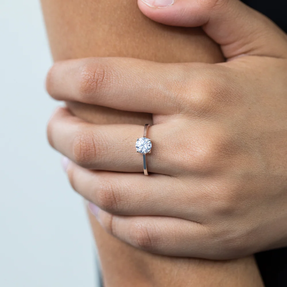 Sterling Silver 6mm 4 Claw Solitaire Zirconia Ring - Image 3