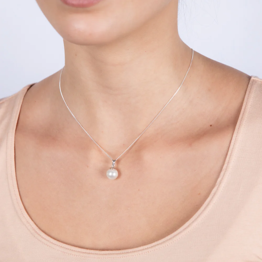 Sterling Silver 9-11mm White South Sea Pearl and Diamond Pendant on 45cm Chain - Image 2