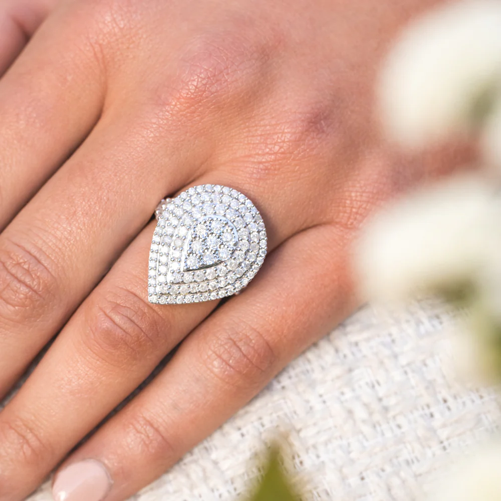 Sterling Silver and 9ct Yellow Gold 3 Carat Diamond Pear Shaped Cluster Ring - Image 3