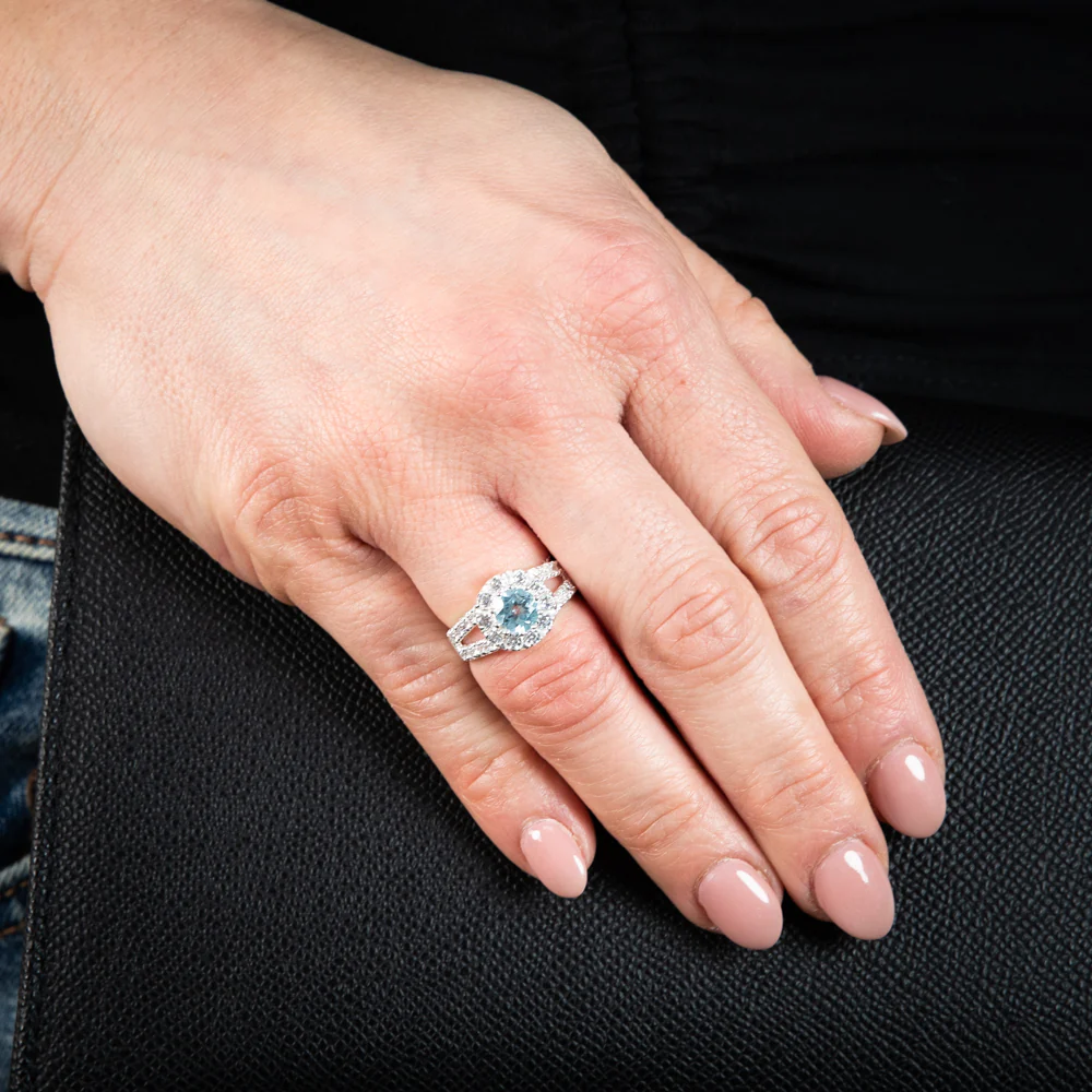 Sterling Silver Blue Topaz & Cubic Zirconia Fancy Ring - Image 3