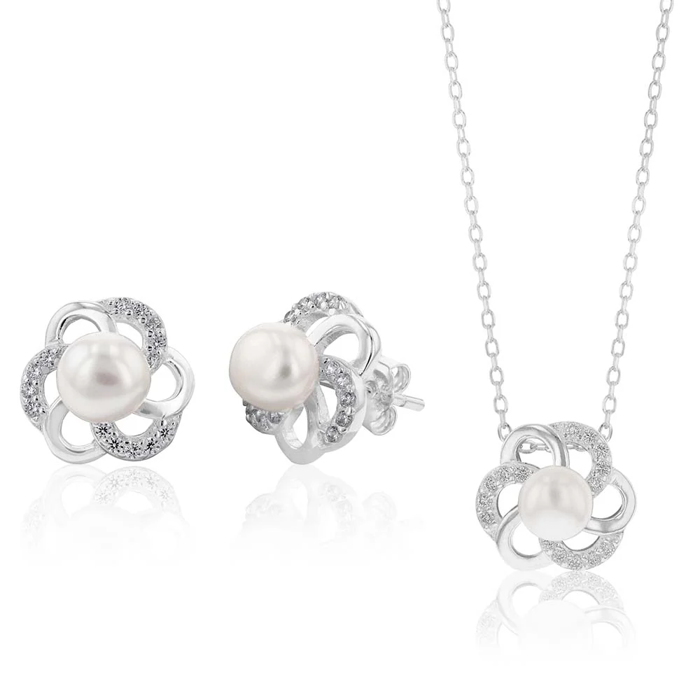 Sterling Silver Boxed Freshwater Pearl and Zirconia Flower Set with 45cm Chain - Image 2