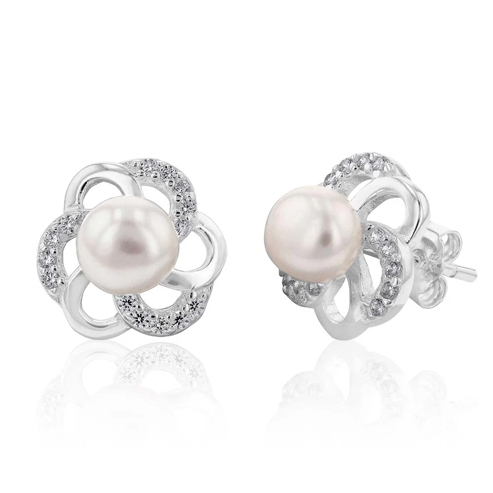 Sterling Silver Boxed Freshwater Pearl and Zirconia Flower Set with 45cm Chain - Image 4