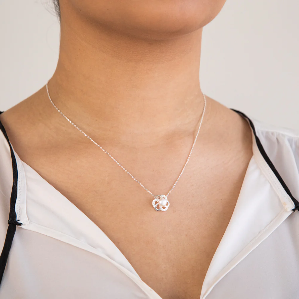 Sterling Silver Boxed Freshwater Pearl and Zirconia Flower Set with 45cm Chain - Image 5