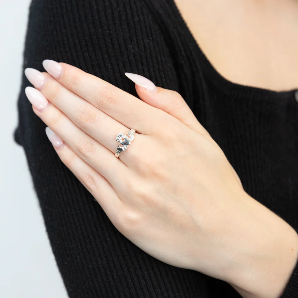 Sterling Silver Claddagh Ring - Image 3