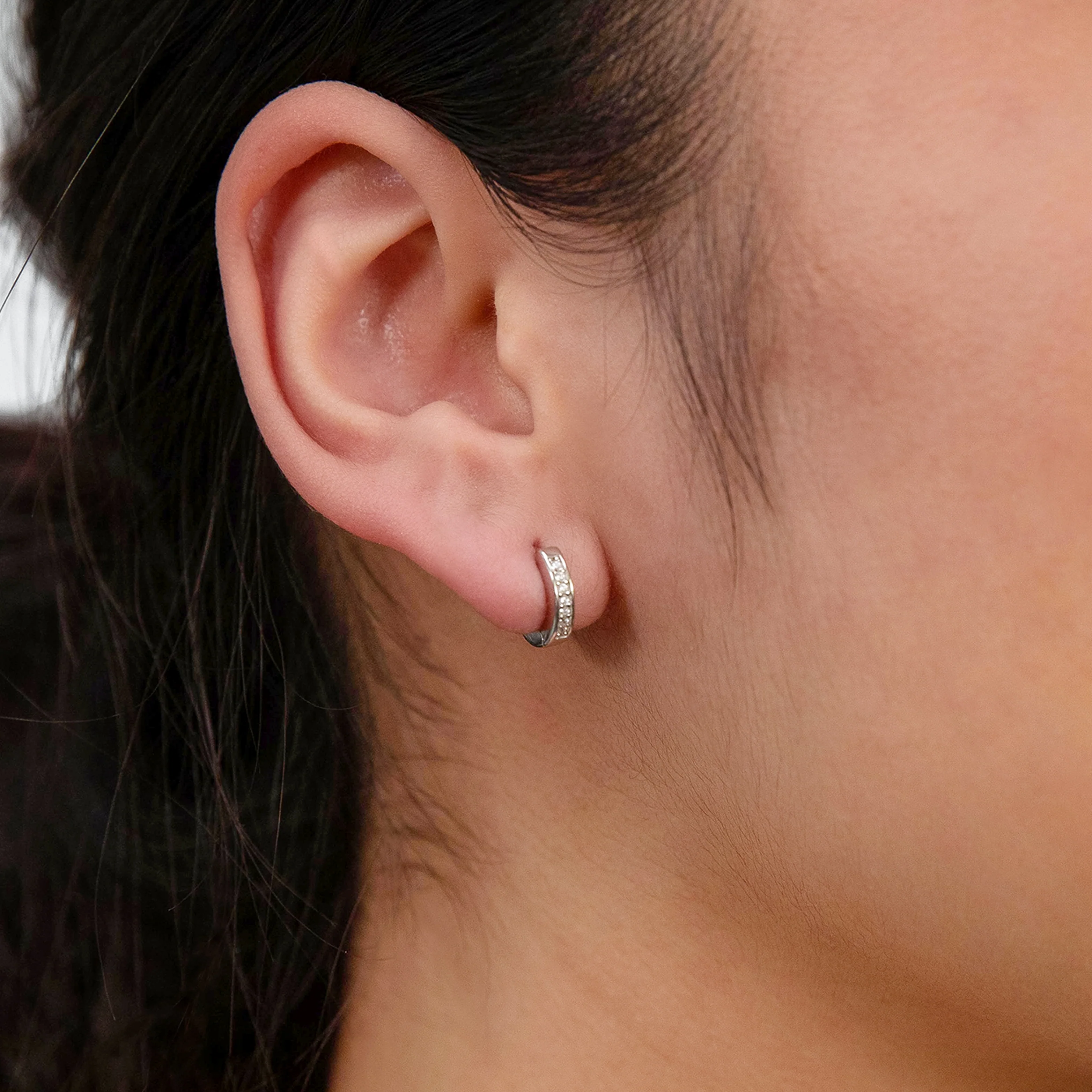 Sterling Silver Cubic Zirconia 10mm Huggie Hoop Earring - Image 2