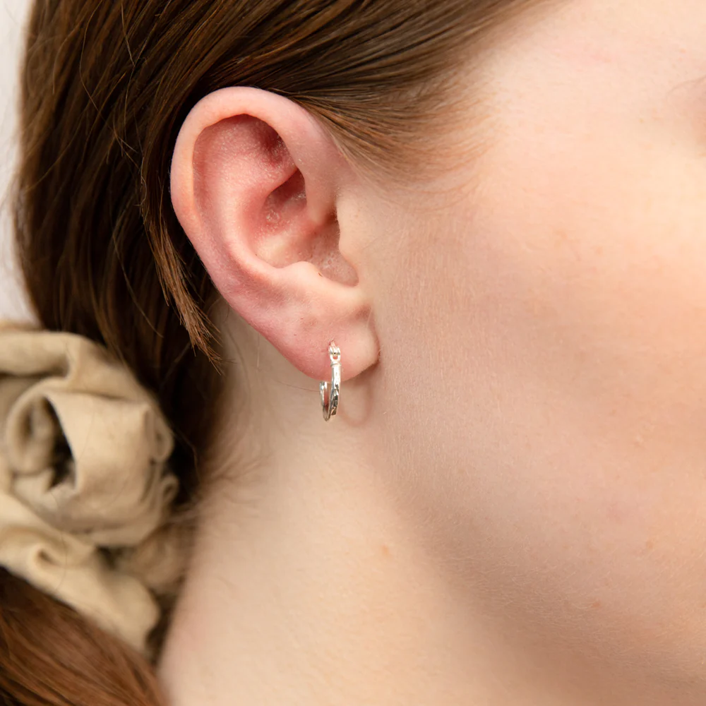 Sterling Silver Diamond Cut 15mm Hoop Earrings - Image 2
