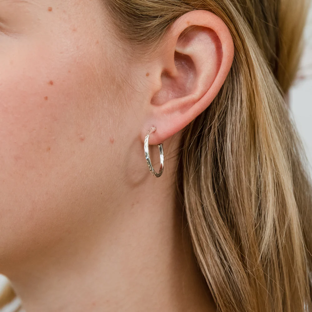 Sterling Silver Diamond Cut 20mm Hoop Earrings - Image 2