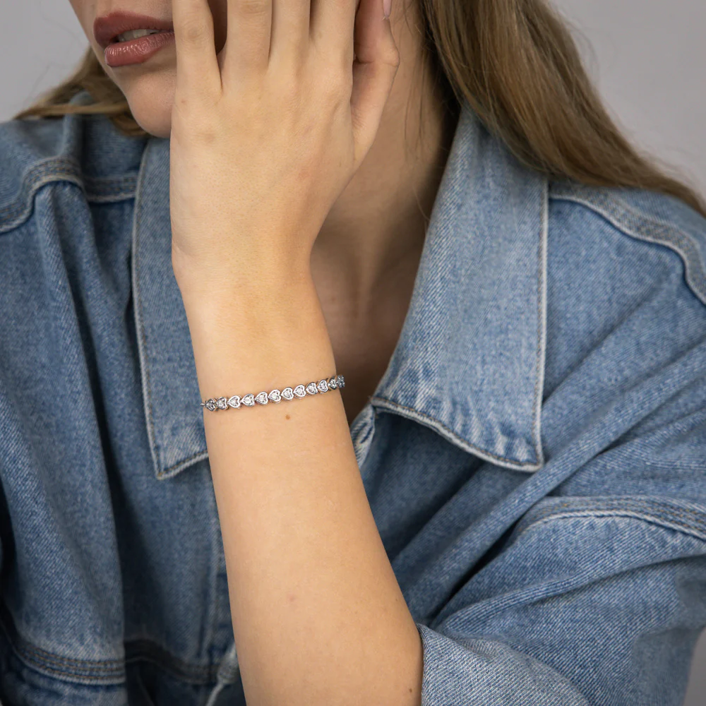 Sterling Silver Diamond Heart Slider Bracelet with 13 Round Brilliant Cut Diamonds - Image 3
