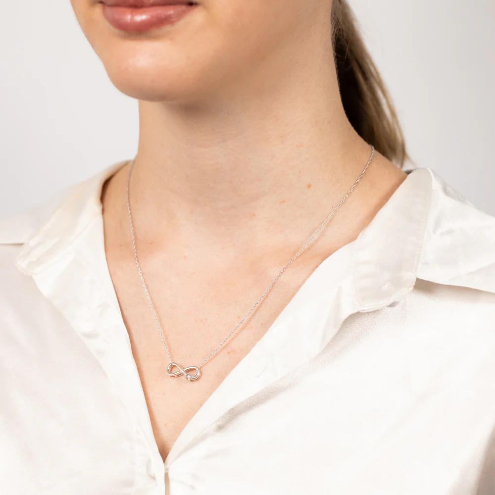 Sterling Silver Diamond Infinity Pendant on 46cm Rope Chain - Image 2