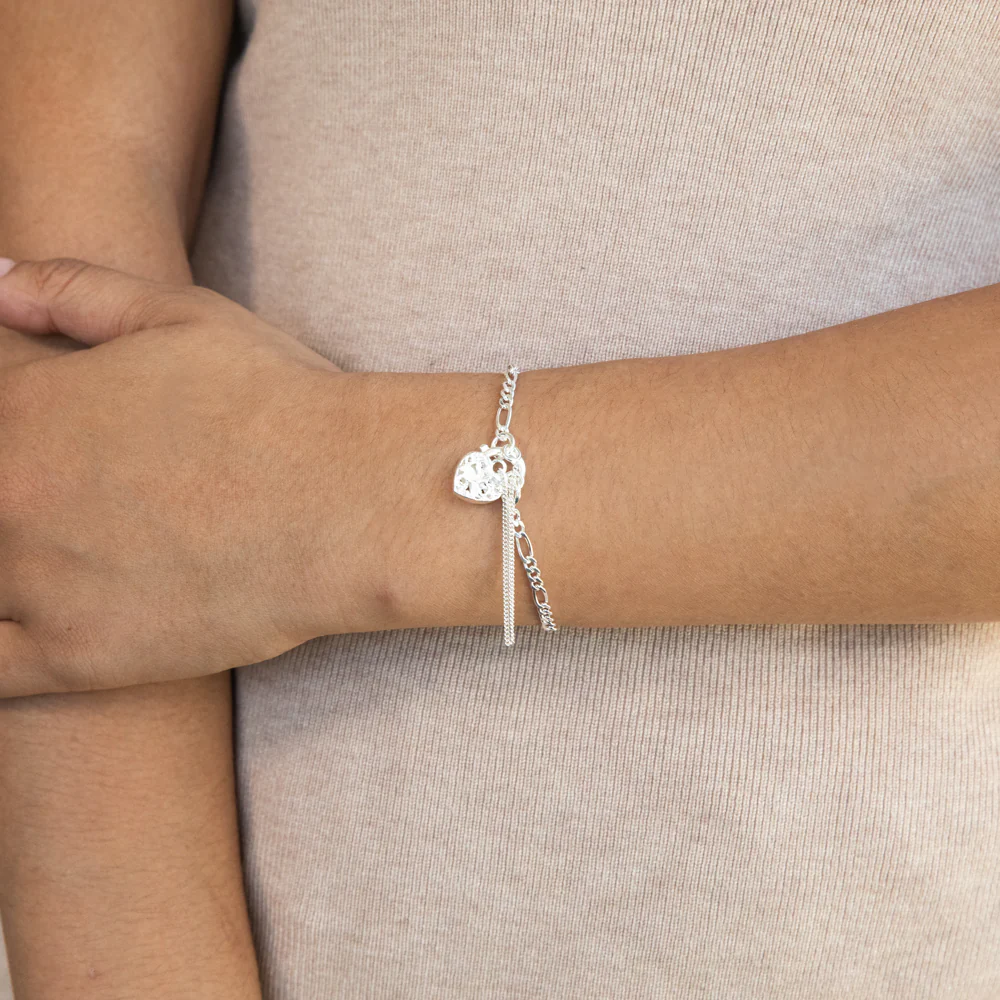 Sterling Silver Figaro 1:3 Heart Padlock Bracelet - Image 3