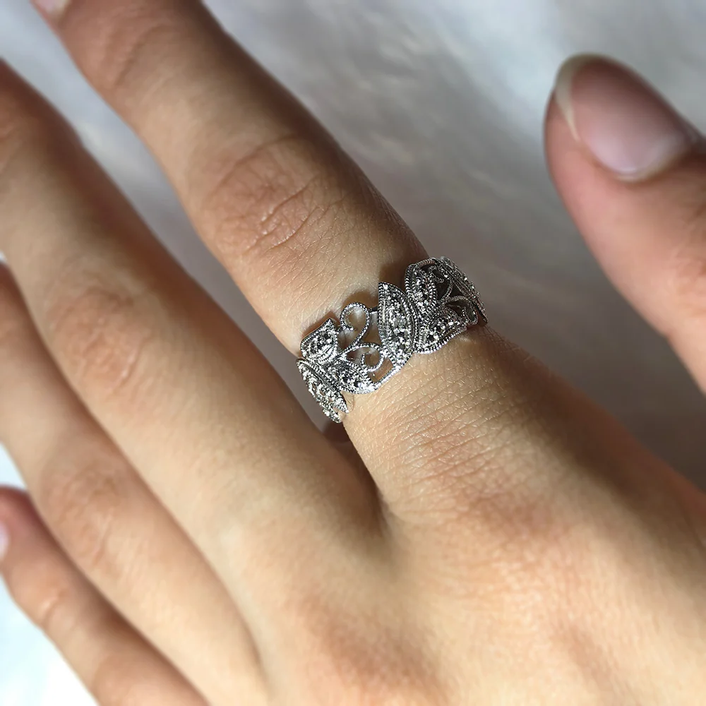 Sterling Silver Filigree Ring with 1 Brilliant Cut Diamond - Image 3