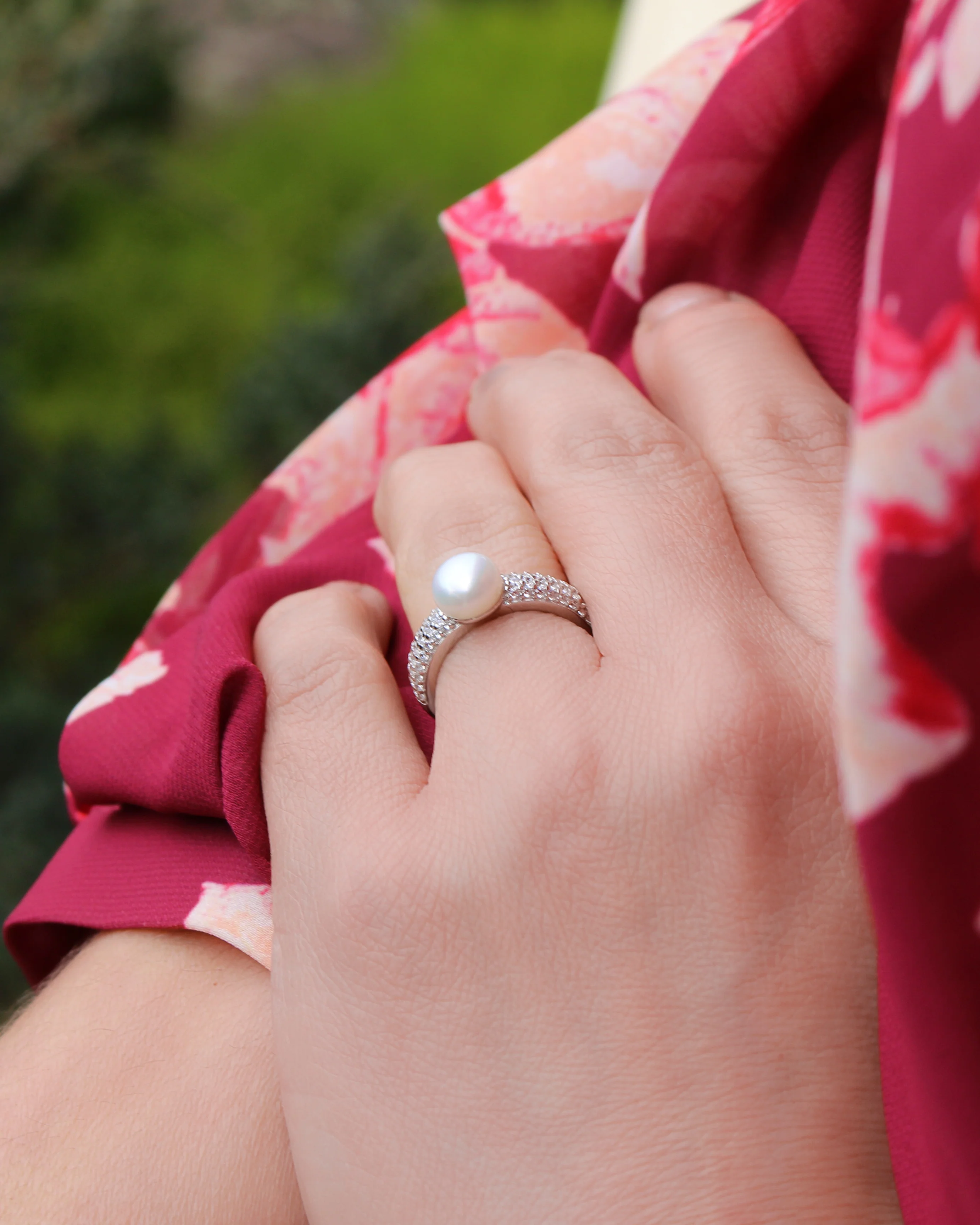 Sterling Silver Freshwater Pearl Cubic Zirconia Ring  *No Resize* - Image 5