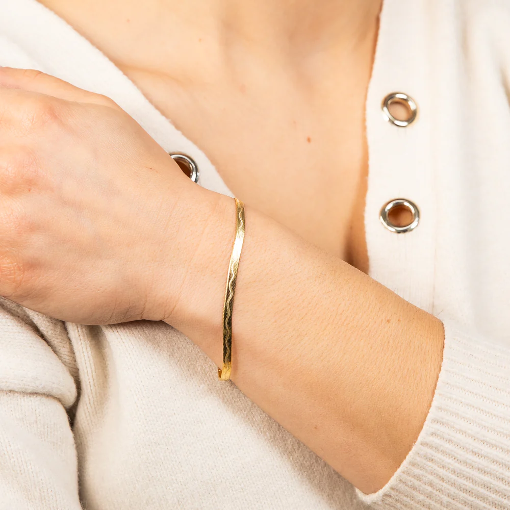 Sterling Silver Gold Plated 4mm Herringbone 19cm Bracelet - Image 3