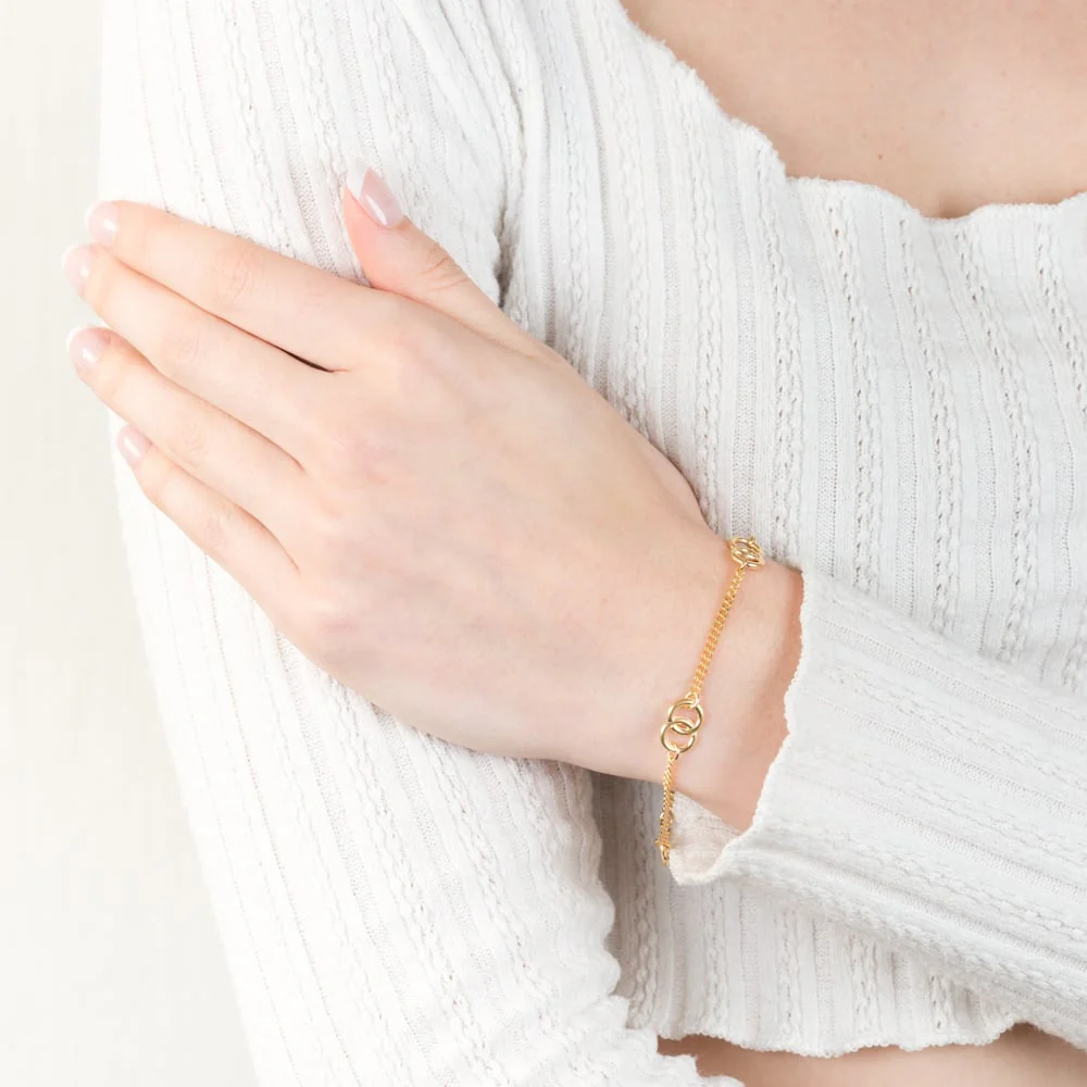 Sterling Silver Gold Plated Connected Circle 20cm Bracelet - Image 3