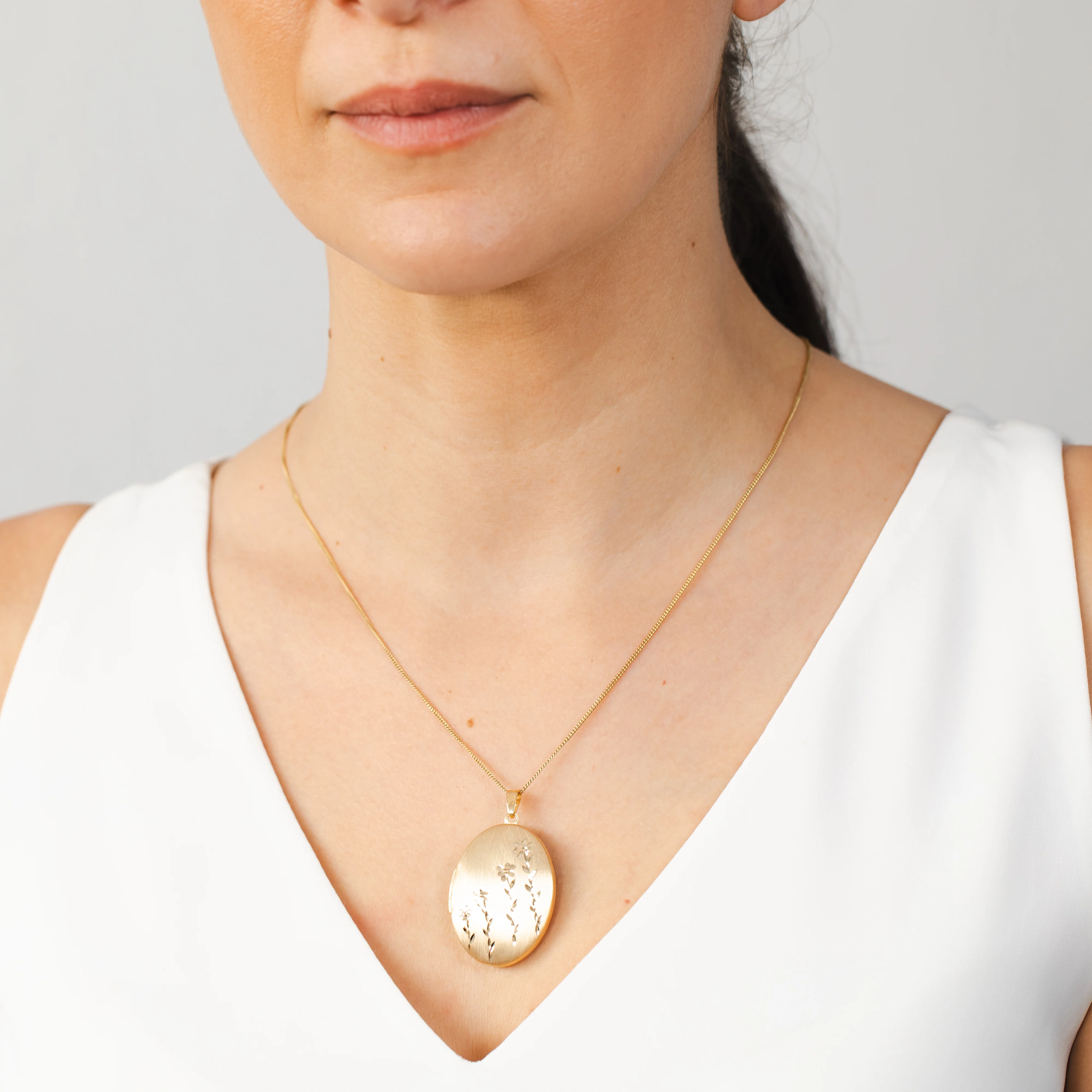 Sterling Silver Gold Plated Engraved Oval Locket - Image 3