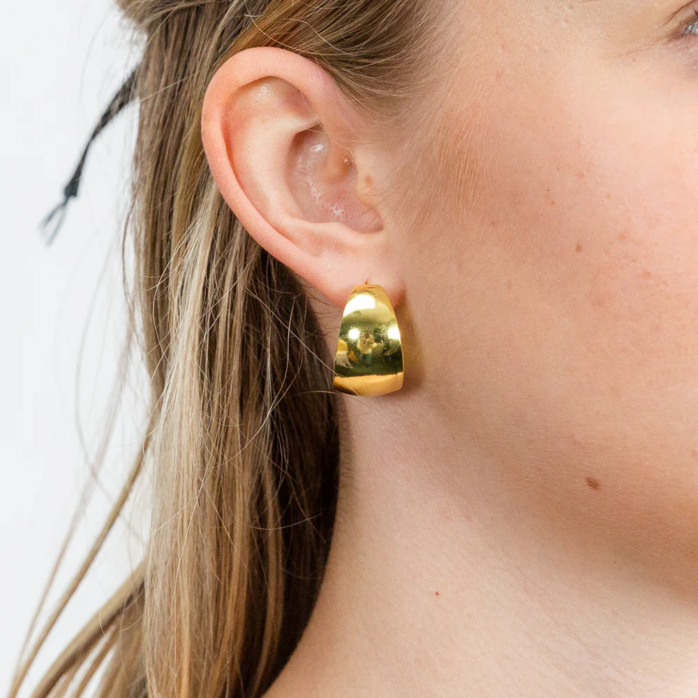 Sterling Silver Gold Plated Plain 22mm Half Hoop Earrings - Image 2