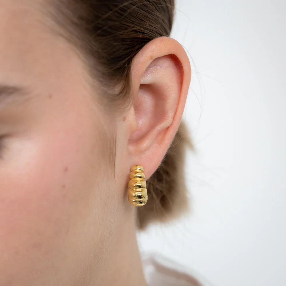 Sterling Silver Gold Plated Ribbed J Shaped 3/4th Hoop Earrings - Image 3