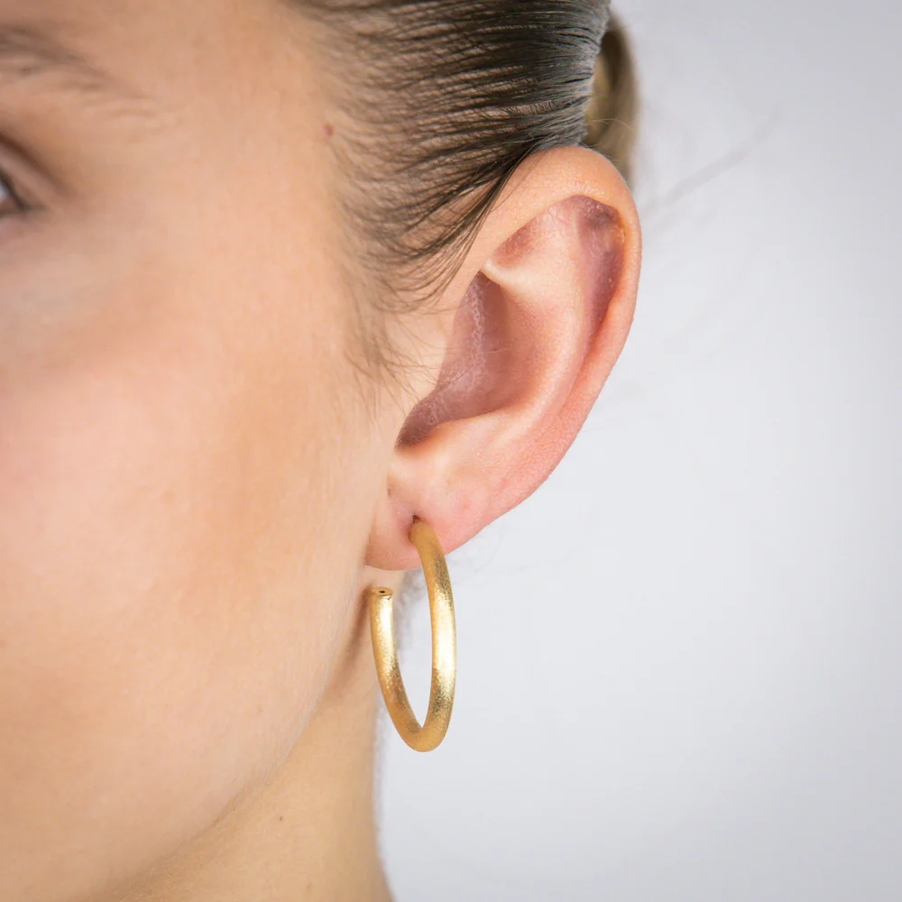 Sterling Silver Gold Plated Textured 25mm 3/4th Hoop Earrings - Image 2