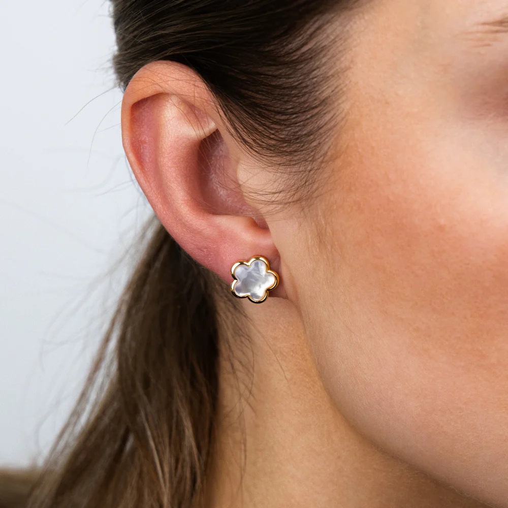 Sterling Silver Gold Plated White Shell Pearl Mismatched Stud Earrings - Image 2
