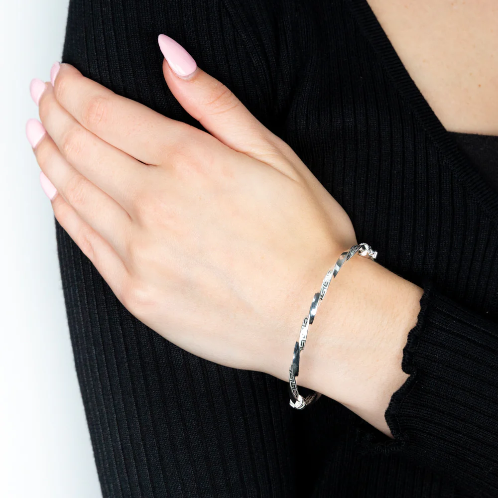 Sterling Silver Greek Key Oval Hinged Bangle - Image 3