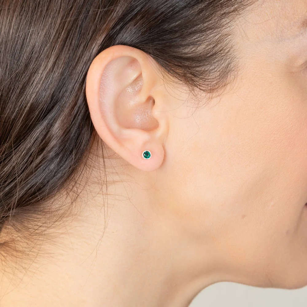 Sterling Silver Green Round 3.5mm Stud Earrings - Image 2