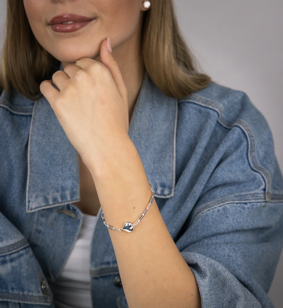 Sterling Silver Heart Paperclip 19cm Bracelet - Image 4