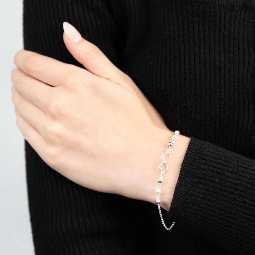 Sterling Silver Infinity and Simulated Pearl Fancy Bracelet 19cm - Image 3