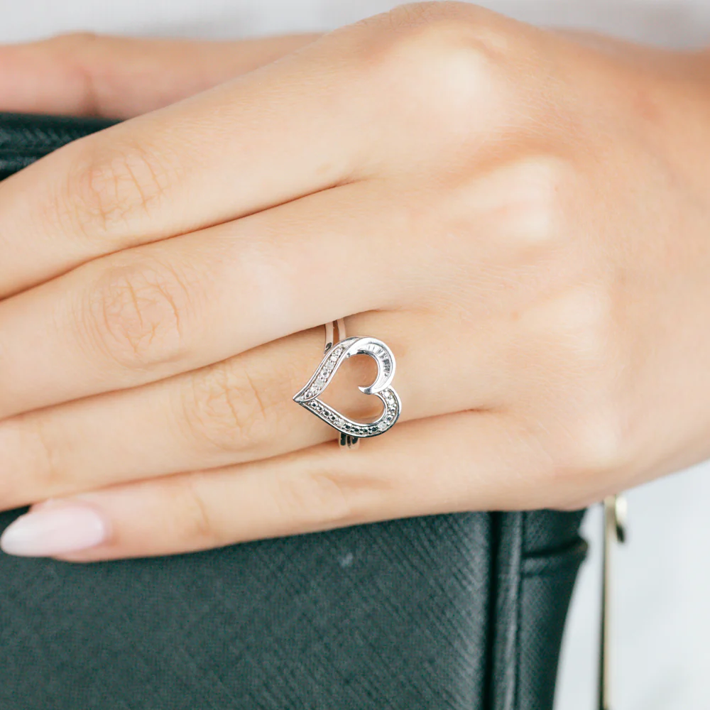 Sterling Silver Open Heart Ring with 4 Brilliant Diamonds - Image 3