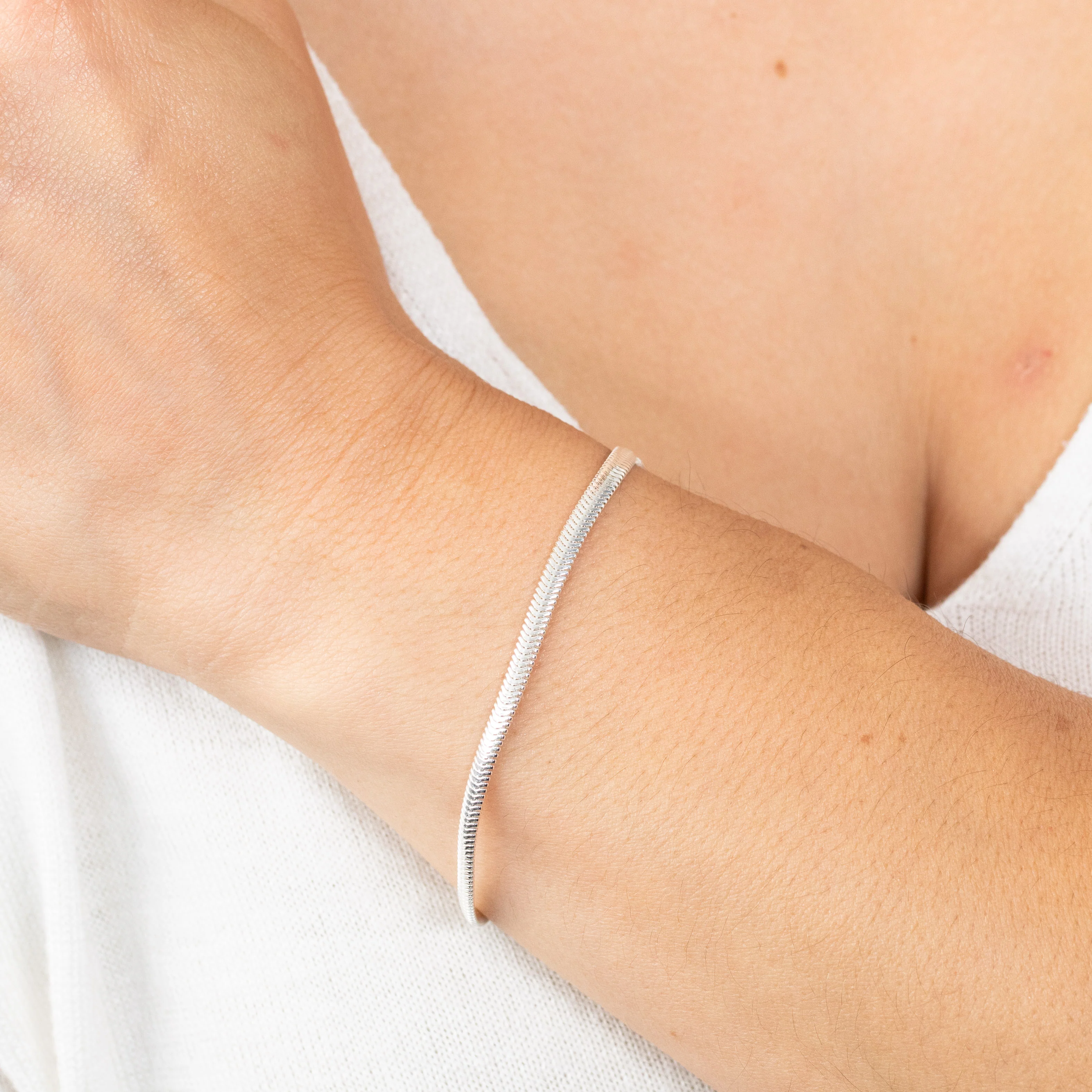 Sterling Silver Oval Snake 17+3cm Bracelet - Image 4