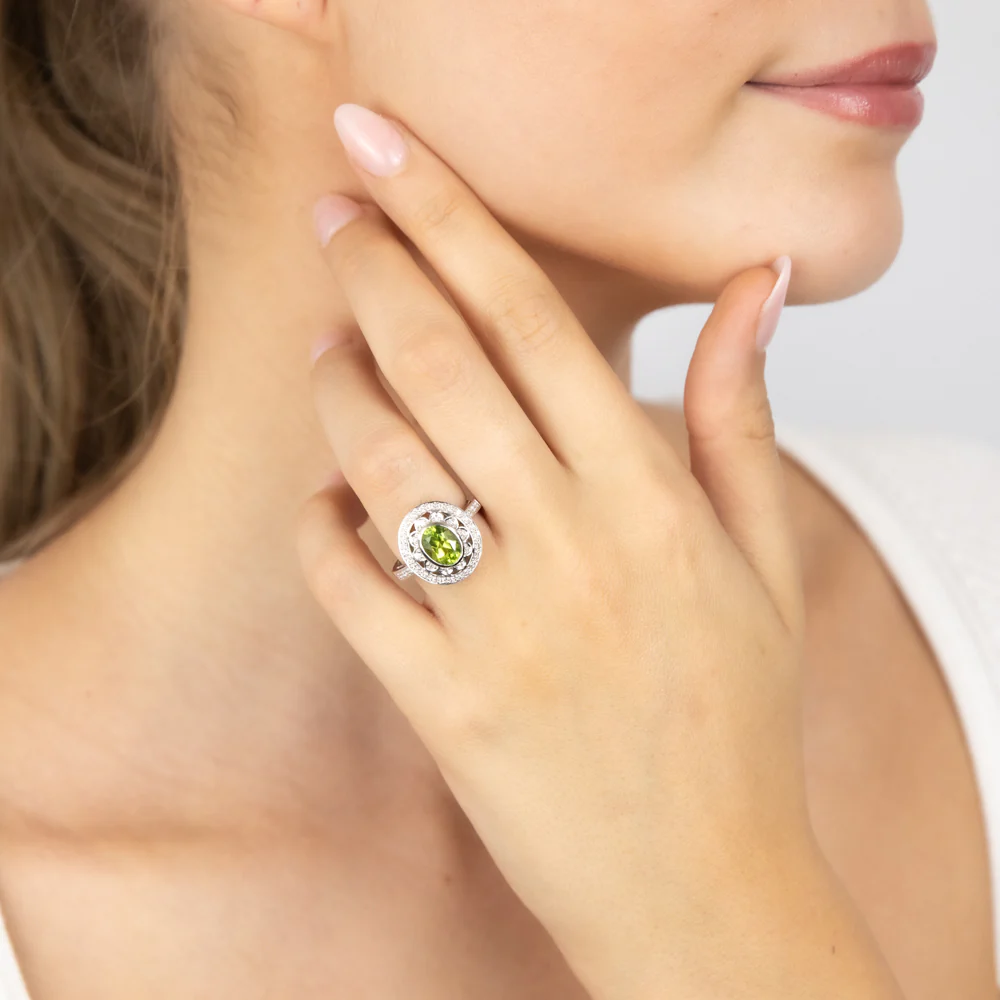 Sterling Silver Peridot & Cubic Zirconia Ring - Image 3