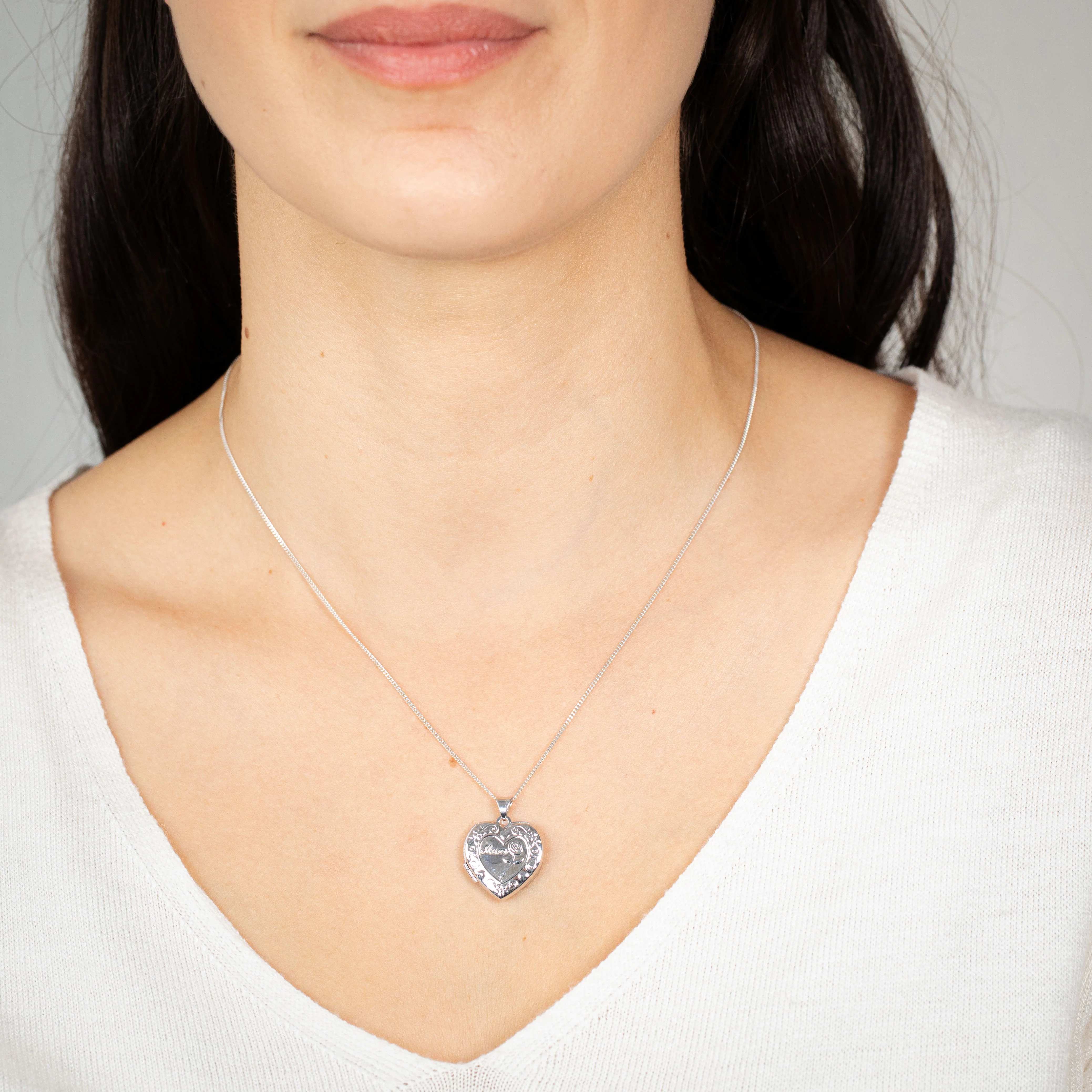 Sterling Silver Rhodium Plated Engraved Heart Locket - Image 3