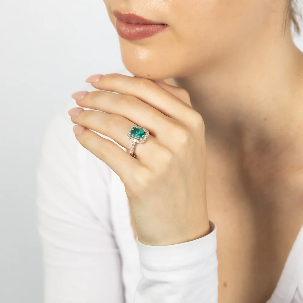 Sterling Silver Rhodium Plated White And Emerald Green Rectangular Cubic Zirconia Ring - Image 3